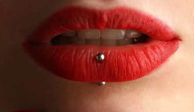 Piercing Yaptıracaklara Kötü Haber:  Alerjik Reaksiyonlara Yol Açabilir!