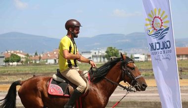 Rahvan At Yarışı Gölcük Koşusu Nefesleri Kesti