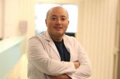Şiddetli afetlerin toplumdaki psikolojik etkileri çok yönlü olabilir. Travmatik olaylar, çocukların dünyaya bakışlarını etkileyebilir!