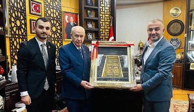 Tarihi ve Kutsal Mekanlar ile Büyüleyen Sergi: Amine Sultan Tan'ın “Ruh-u Revan” Sergisi.