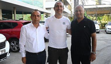 110 kişilik dev kadrodan konser sürprizi