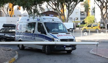 Antalya Büyükşehir, Evde Sağlık Hizmetleri ile yüzlerce hastaya ulaşıyor