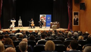 Ceyhun Atuf Kansu ödülü Özüaydın'a verildi