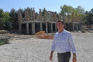 Emek Spor Tesisi Hızla Yükseliyor