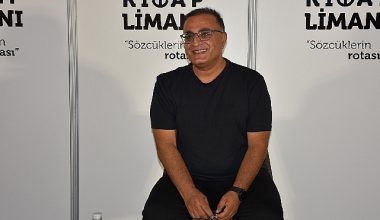 Gemlik Kitap Limanı'nda Kemal Varol Edebiyatı Konuşuldu