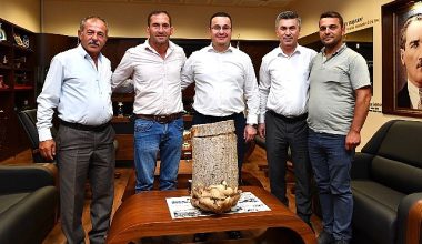 Mustafakemalpaşa tarımda yeni bir kapı araladı: Kütük Mantarı Yetiştiriciliği