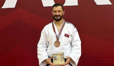 Nilüfer GESK sporcusu Çimciler'den bronz madalya
