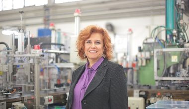 Tesla'nın Kornaları Seger'den
