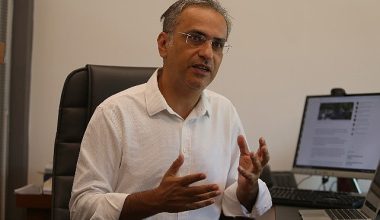 Yapay Zeka ve Dijital Ürünler İnsana Dost mu, Düşman mı