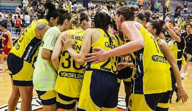 Yemeksepeti, Fenerbahçe Alagöz Holding Kadın Basketbol Takımı'na Resmi Sponsor Oldu