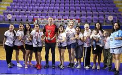 Aliağa Veteran Kadın Hentbol Takımlarından Çifte Kupa