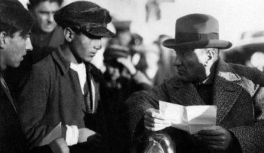 Atatürk'ün az bilinen fotoğraflarından oluşan “CUMHURİYETİN 100'ü" Sergisi Memorial Bahçelievler'de…