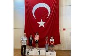Badminton'da Bayraklı farkı!