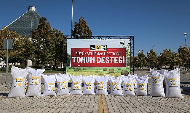 Başkan Altay: “Şehrimize ve ülkemize katkı sağlayan çiftçilerimizin yanında olmaya devam edeceğiz”