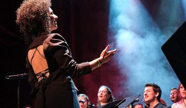 Chromas, Sezonun İlk Konseri için 12 Ekim'de Das Das Sahnesi'nde