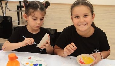 Çocuklar için 'Kağıt Hamurundan Kap Boyama Atölyesi' 