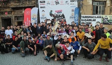 Dağ Bisikleti Downhill Cup Gölcük'te Büyük Heyecana Sahne Oldu