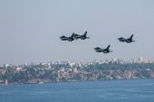 F-16'lardan Antalya semalarında muhteşem gösteri