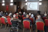Huzurevi sakinlerine Bilinmeyen Yönleriyle Atatürk konferansı