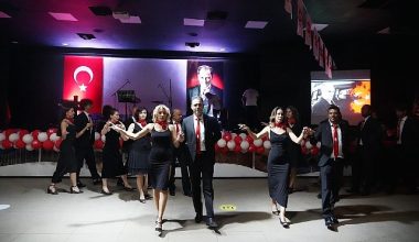 Milas'ta “Cumhuriyet Balosu" coşkusu