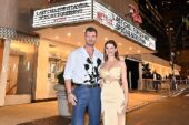 Başrollerini Kıvanç Tatlıtuğ ve Beren Saat'in paylaştığı yeni Netflix filmi İstanbul İçin Son Çağrı'nın özel gösterimi New York'ta gerçekleşti