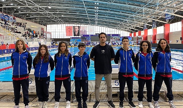 Egeli yüzücüler Samsun'dan 2 altın, 4 gümüş madalya ile döndü