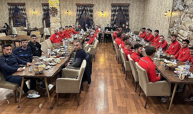 Nevşehir Belediyespor'da futbolculara moral yemeği