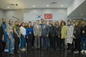 Samsung ve UNDP, ''Innovation Campus'' programı çerçevesinde İnovasyon Merkezi'nde gençlere rehberlik etti