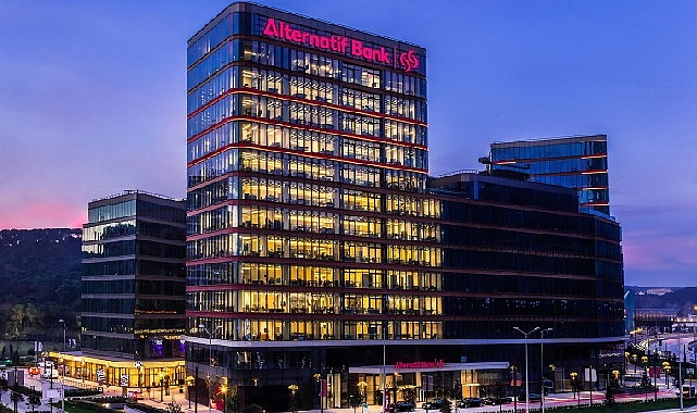 Alternatif Bank'ta VOV Hesaplılar %47 faiz oranıyla   vade beklemeden her gün kazanmaya devam ediyor! 