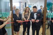 Dermatolog Dr. Emel Polat Yeni Kliniği Clinique Beaute' Ve ReGen Up-Life'ın açılışını dostlarıyla birlikte gerçekleştirdi