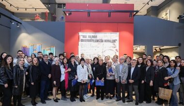Deü'den 100.yılında “cumhuriyet'imizin renkleri” sergisi