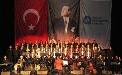 Gazipaşa Kültür Merkezi'nde muhteşem konser