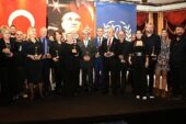 İsmet Küntay Tiyatro Ödülleri'nden Şehir Tiyatroları'na Cumhuriyetin 100. Yılı Özel Ödülü