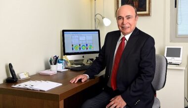 Kaşkaloğlu Göz Hastanesi Kurucusu Prof. Dr. Mahmut Kaşkaloğlu: 'Lasik ile 30 Yıldır Başarılı Operasyonlara İmza Atıyoruz'