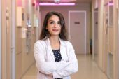 Konuşması bozulan Alzheimer hastaları sosyallikten uzaklaşıyor