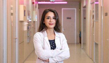 Konuşması bozulan Alzheimer hastaları sosyallikten uzaklaşıyor