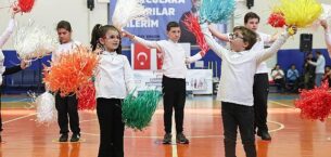 Özel Çocukların Gösterisi alkış aldı