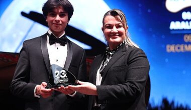 Piyanonun parlayan yıldızı Can, Antalya'da