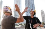 Ünlü Ekstrem Sporcu Brian Grubb, Dubai'de WakeBASE Atlayışı ile Dünya Rekoru Kırdı