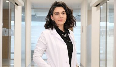Ağız hijyenindeki püf noktalar neler? Dişlerin arasında mesafe fazlaysa arayüz fırçası, azsa diş ipi!