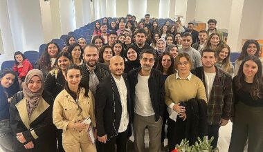 Diren Polatoğulları gençlerle buluştu