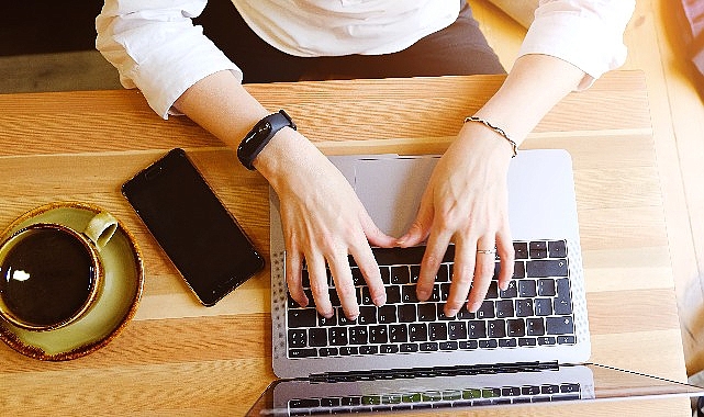 İçeriden gelen siber tehditlere dikkat: Çalışan kaynaklı kötü niyetli eylemler Türkiye'deki şirketlerin %29'unu etkiliyor