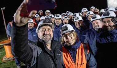 “Memleketin bir şehrini değil her şehrini fiber ağlarla örüyoruz" “Memleketin bir şehrini değil her şehrini fiber ağlarla örüyoruz"