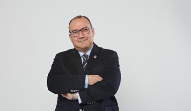 Narlıdere için yola çıkan CHP'li İnanç Nurlu; “Yenilikçi bir anlayışa ihtiyacımız var!”