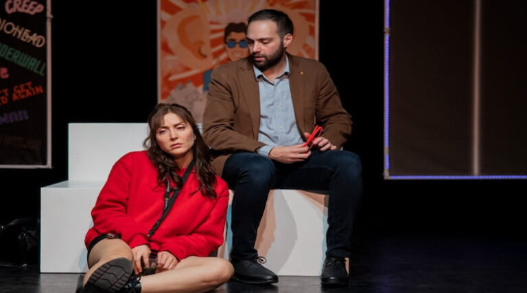 Tiyatro İhtimal’in Yeni Prodüksiyonu: ‘Müdahale’ ile Anlamlı Bir Yolculuk