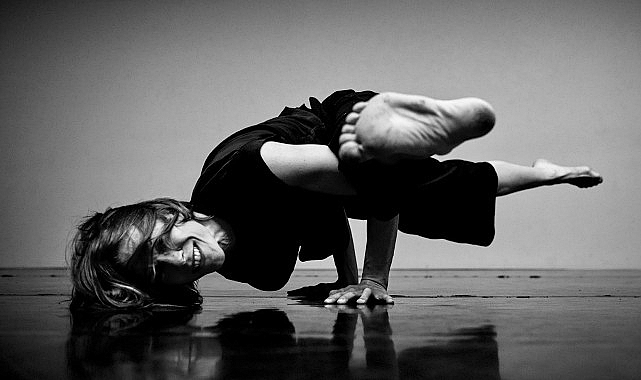 Akbank Sanat'ta Simyasal Bir Yolculuk, Disiplinlararası Canlı Bir Performans “Dreamer"