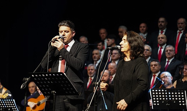 Gaziemir'de türkü gecesi