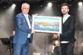 Rock grubu Kolpa Kemer'de konser verdi