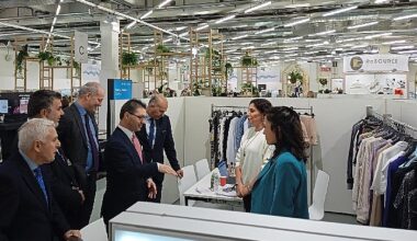 Türk moda endüstrisi Fransa'da mevcudunu korumaya gidiyor