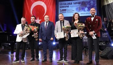 Ustalara Saygı Konseri salona sığmadı